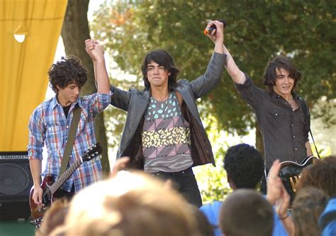 22 Jonas Brothers Songs You Should Really Listen To Now They're Reuniting