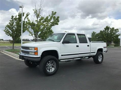 loaded 2000 Chevrolet C/K 2500 Silverado crew cab for sale