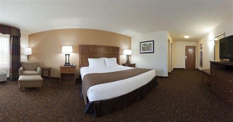 Holiday Inn Express Hotel & Suites Mount Airy, An IHG Hotel from $141 ...