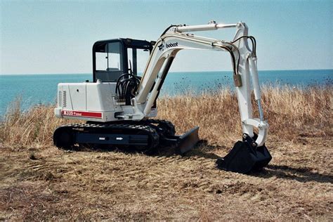 Bobcat celebrates 25 years of compact excavators