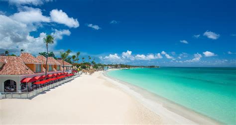 SANDALS® Grande Antigua: All-Inclusive On Dickenson Bay