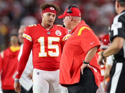 Patrick Mahomes Injury: Andy Reid Updates Chiefs Quarterback's Status ...