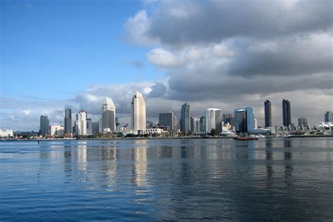 Urban Research: Skyline photos of San Diego, California