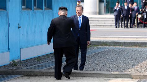 Korea Talks Begin as Kim Jong-un Crosses to South’s Side of DMZ - The ...