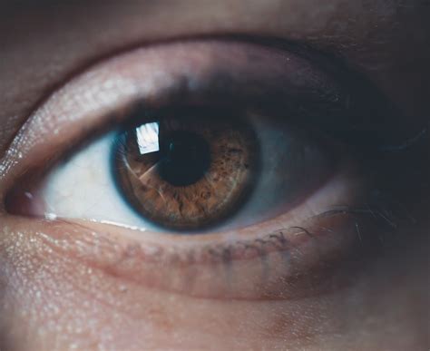 You Can See Signs of Coronavirus in Your Eyes - Smart Vision Optometry