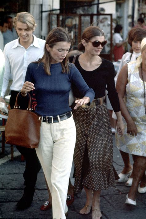 😀 Jacqueline kennedy fashion. Jackie Kennedy's Style Through the Years ...