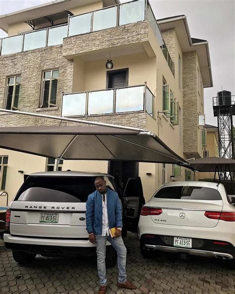 How many houses did Davido have? - Legit.ng