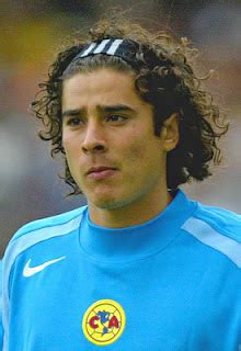 Guillermo Ochoa New Haircut - what hairstyle is best for me