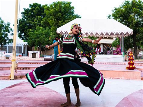 Culture of Rajasthan – Traditions, Festivals, Cuisine, Customs & More