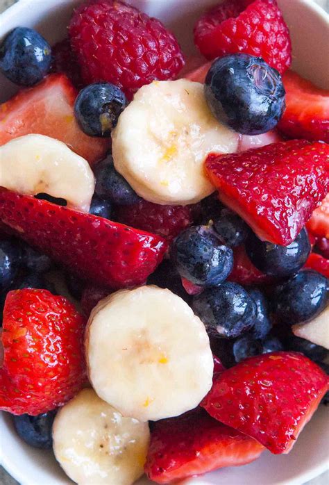 Berries and Banana Fruit Salad Recipe