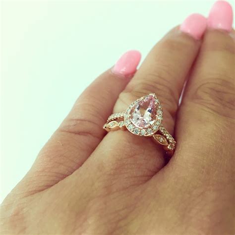 9X7 Pear Shape Morganite Engagement Ring