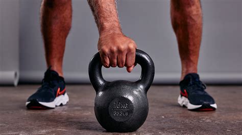 How to Get Into the Swing of Kettlebell Training - The New York Times