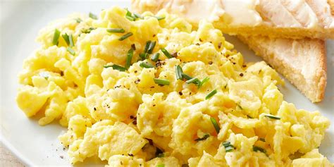 The Secret Ingredient for Fluffier Scrambled Eggs Is Already In Your Fridge