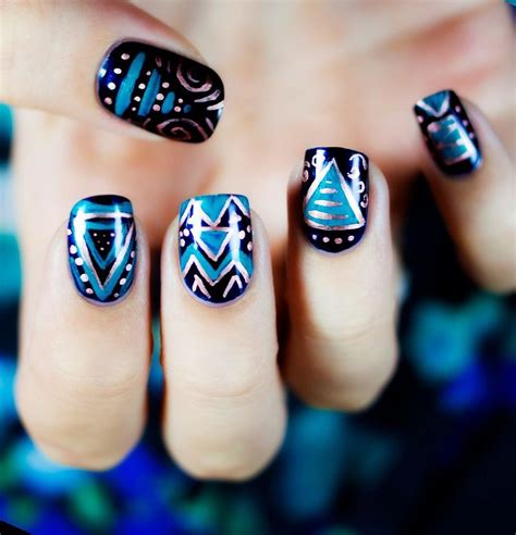 38 Beautiful Triangle Nail Art Designs - Page 10 of 37 - Fashion Star ...