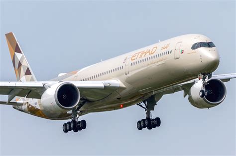 Photos du 1er Airbus A350-1000 Etihad Airways peint | AAF /// Actu-Aero.fr