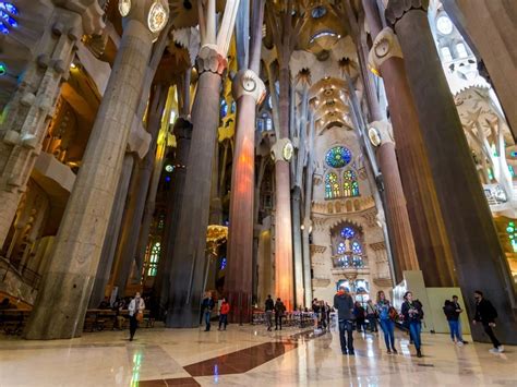 Sagrada Familia and Parc Guell Tour Tickets - City Wonders