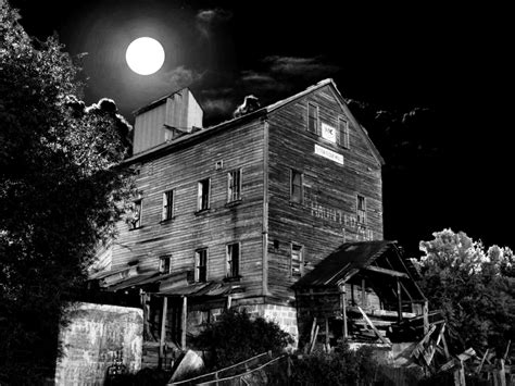 A Quick Guide to Haunted Attractions in Southeast Idaho - Explore Rexburg