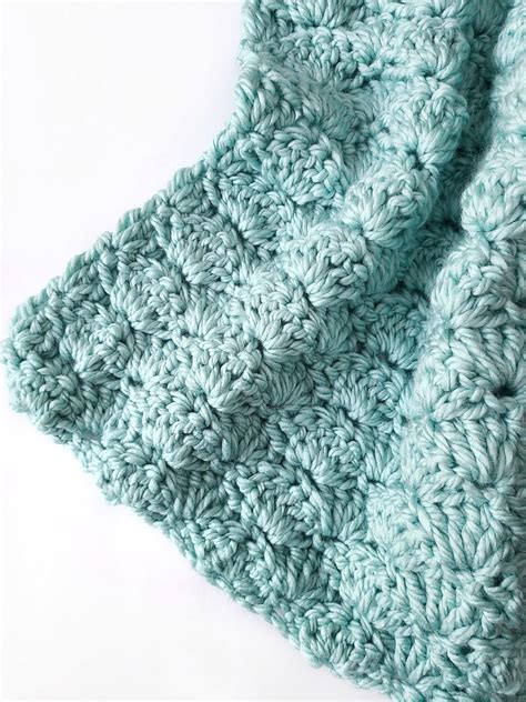 Easy Crochet Shell Stitch Baby Blanket - Easy Crochet Patterns