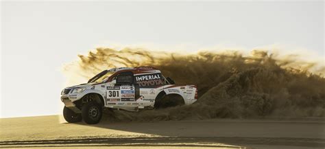 2014 Toyota HiLux Dakar Rally | PerformanceDrive