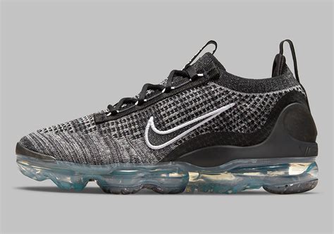 Nike Vapormax Flyknit 2021 Oreo DH4088-003 | SneakerNews.com