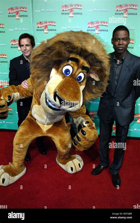 Ben Stiller, Chris Rock and Alex the Lion The premiere of Madagascar ...