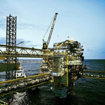 Maersk Oil, partners to invest $3.4 B in North Sea gas field Tyra