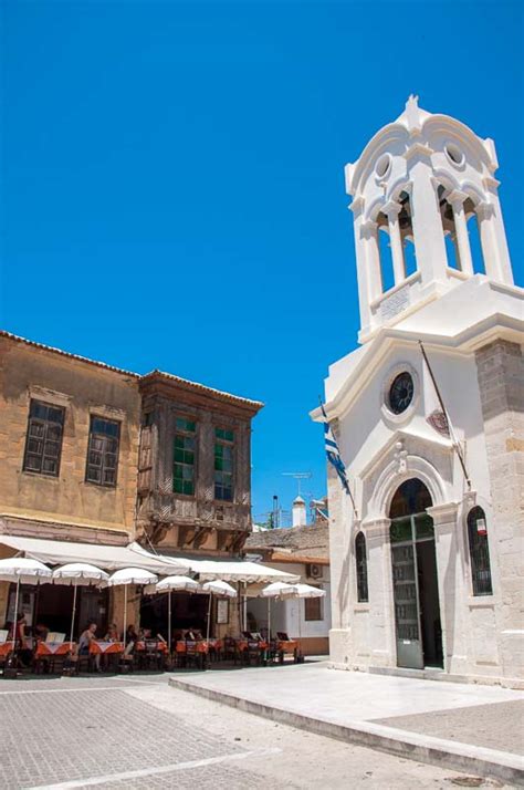 Church-Rethymno-old-town-Crete | The Travelbunny