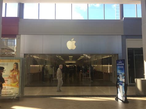 Perimeter Mall renovation continues with new Apple store