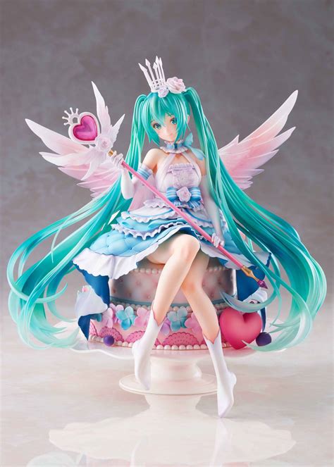 Miku Hatsune Birthday 2020 Sweet Angel Version von Square Enix - Kaufen bei anime-figuren.de