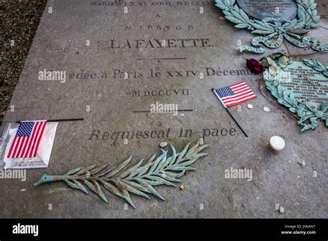 GENERAL LAFAYETTE'S TOMB Stock Photo - Alamy