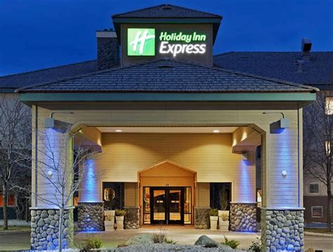 Holiday Inn Express Fallon - 49 Photos & 40 Reviews - Hotels - 55 Commercial Way, Fallon, NV ...