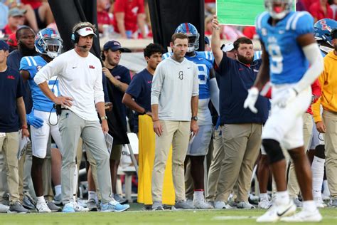 Ole Miss' Lane Kiffin returns to Tennessee, shares reunion with LSU's Jayden Daniels