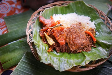 Nasi Gudeg Krecek Tempe - Gudeg Yu Djum Pusat