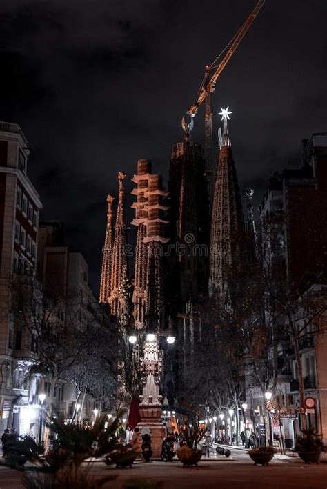 Night View of the La Sagrada Familia Cathedral. Impressive Cathedral Editorial Photo - Image of ...