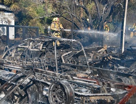 Fire engulfs large outbuilding in Sylmar - LA Times Now