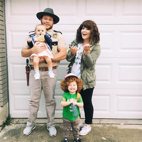 Stranger Things Costume - Family Costume (@morganrapp) Family Themed ...