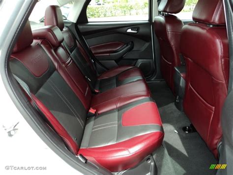 Tuscany Red Interior 2013 Ford Focus SE Sedan Photo #83096168 ...