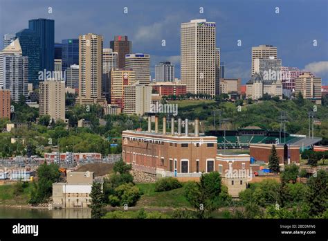 Edmonton skyline, Alberta, Canada Stock Photo - Alamy