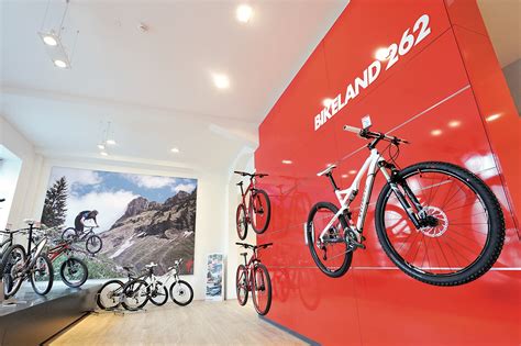 Specialized Store by INpuls - Architizer