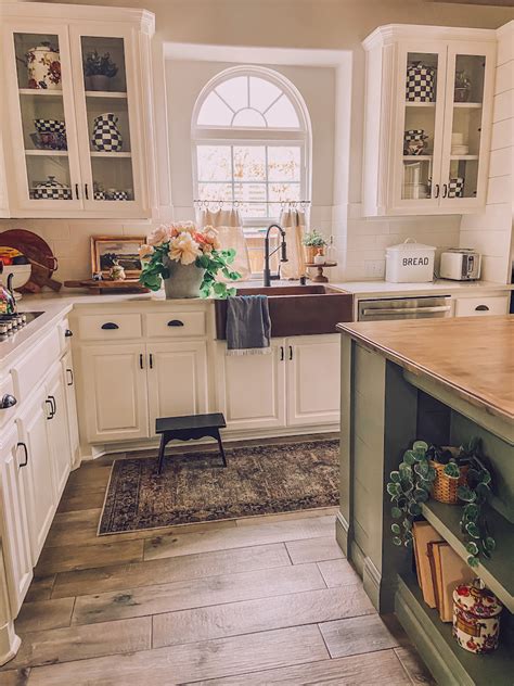 How to Create a Cozy Kitchen: 5 Kitchen Styling Tips