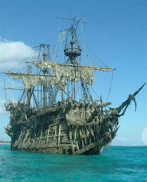 The Unsolved Mystery Behind "The Flying Dutchman"- "The Lost Ship ...