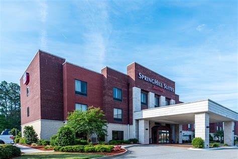 SPRINGHILL SUITES BY MARRIOTT STATESBORO UNIVERSITY AREA - Updated 2022 Prices & Hotel Reviews (GA)