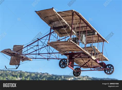 Vintage Model Airplane Image & Photo (Free Trial) | Bigstock