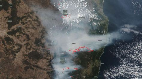 Australia's Deadly Wildfires in Photos: The View from Space | Space