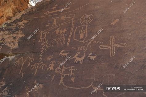 Petroglyphs in Valley of Fire State Park — journey, The United States of America - Stock Photo ...