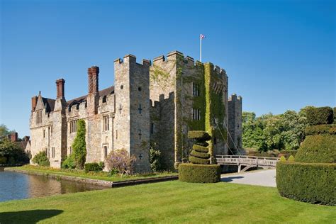 Hever Castle, home of Queen Anne Boleyn, restored by an American in early 20th century