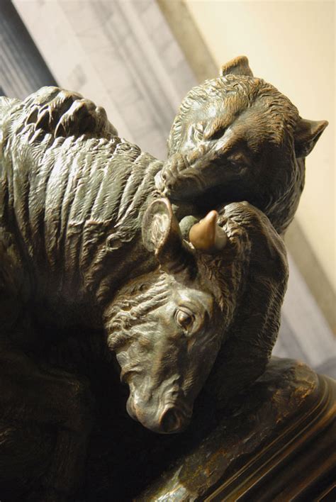 Bull and Bear statue | Museum of American Finance