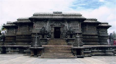 Top 5 Temples near Bangalore city - Funender.com