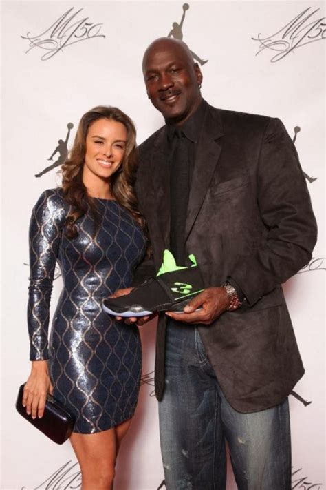 Talktokemi (TtK) : Is Michael Jordan and Yvette Prieto Expecting Twins?