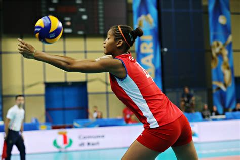 Cuban Volleyball Player Melissa Teresa Vargas 2014 fivb womens world ...